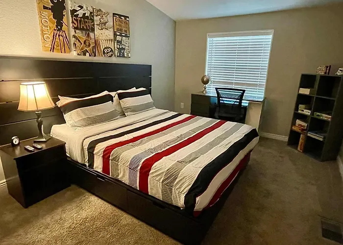 Red Rock Garden Of Paradise Pets Friendly And Hot Tub Holiday home *