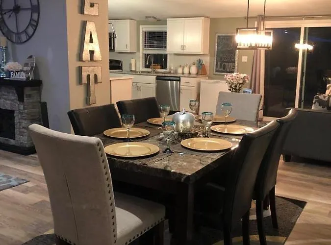Holiday home Red Rock Garden Of Paradise Pets Friendly And Hot Tub